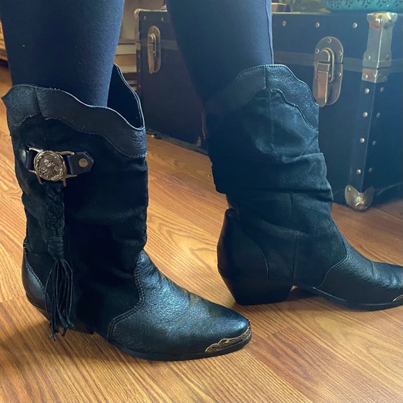 Coasters Shoes - VTG Coasters Leather & Suede 80’s Western Boots with Fringe. Size 6.5. Eagle.